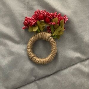 Christmas Berry Napkin Rings